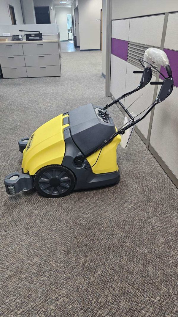 Demo Unit Tornado Torrent 43 | Floor Sweeper | 43  | Battery | Push | TW050-W43 Online Hot Sale - Image 3